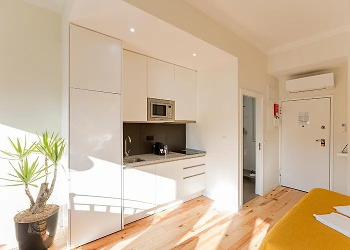 150 Rivoli By Lovelystay *