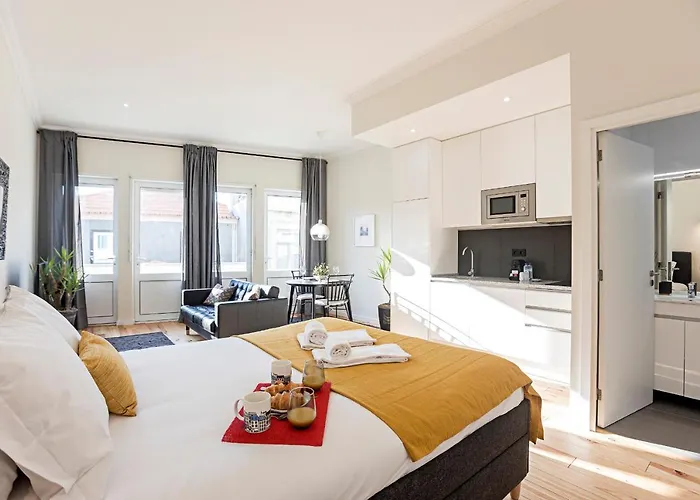 150 Rivoli By Lovelystay